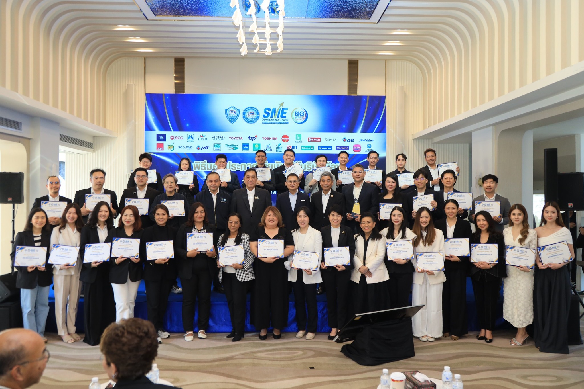 Big Brother (Season 9) ความสำเร็จของหอการค้าไทย